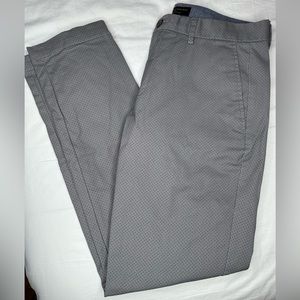 Banana Republic Men’s Mason Chino